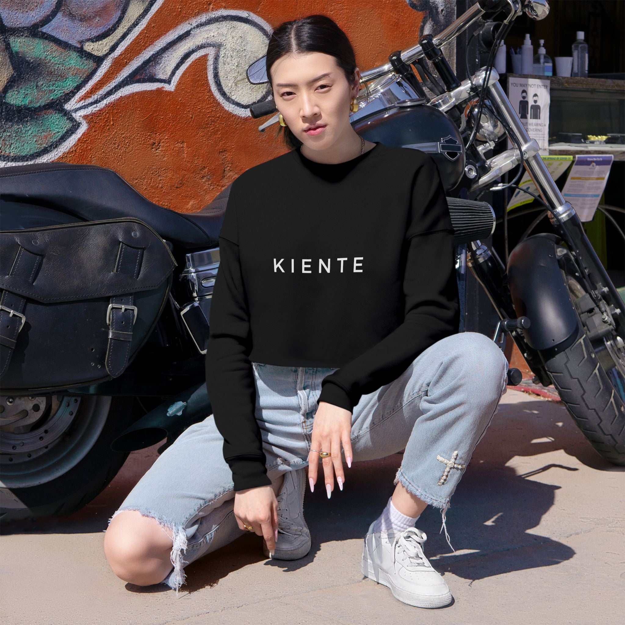 Trendy Women's Cropped Sweatshirt - KIENE Style for Casual Outfits